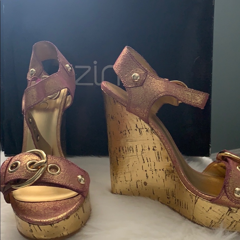 Zinc wedge sandals